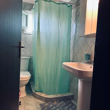 George * לפטוקריה